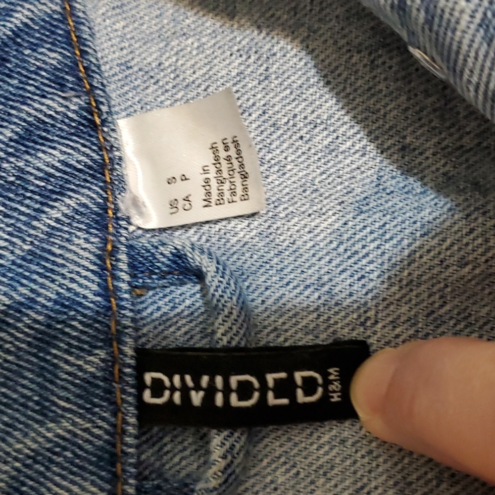 Like New Jean Jacket - Picture 3 of 8